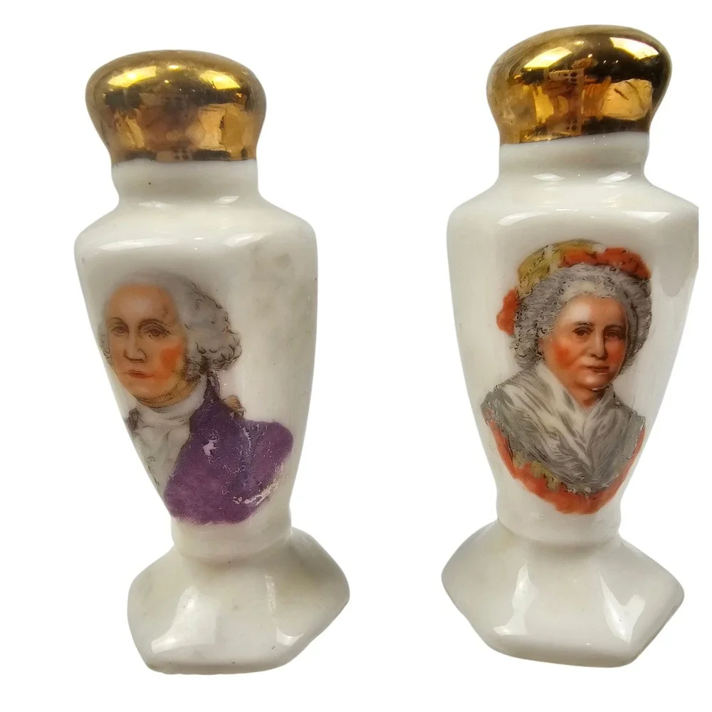 Vintage George & Martha Washington Mt Vernon VA Porcelain Salt Pepper Shakers